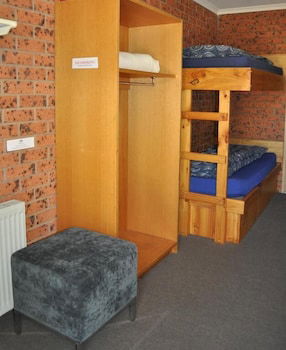 Merrijig Motor Inn Resort - Queensland Tourism 5