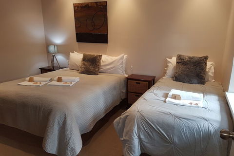 Adamsons Riverside Accommodation - QLD Tourism 3