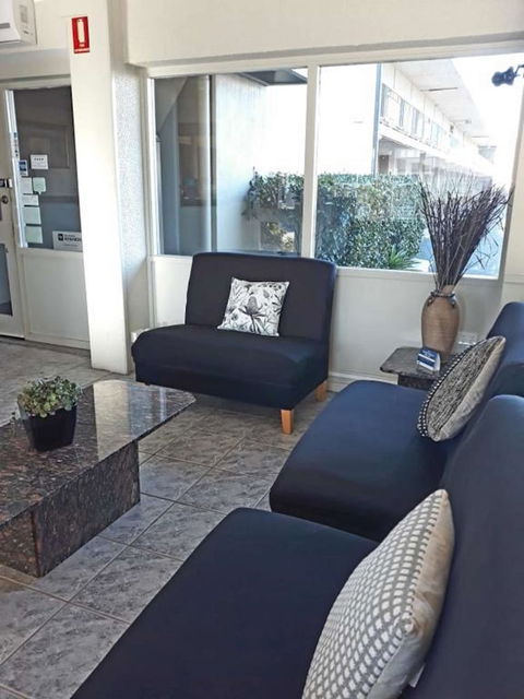 SureStay Hotel By Best Western Karinga Motel - QLD Tourism 5