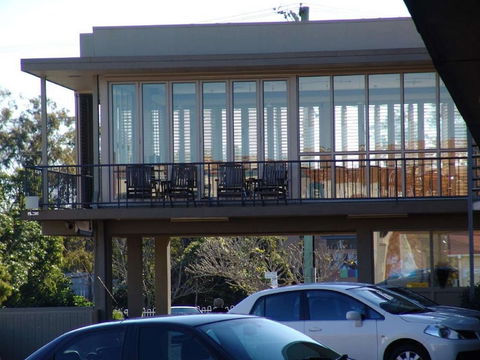 SureStay Hotel By Best Western Karinga Motel - QLD Tourism 1