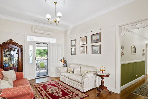 Elindale House Bed & Breakfast - QLD Tourism 5