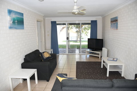 Kalbarri Seafront Villas - QLD Tourism 3
