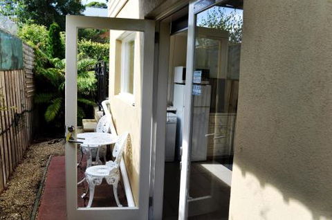 Belton Apartments - Queensland Tourism 3