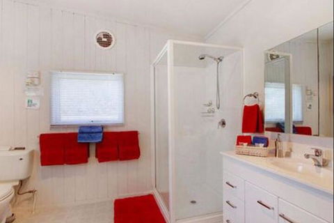 Sunway Farm Bed & Breakfast & Rosebud Cottage - QLD Tourism 4