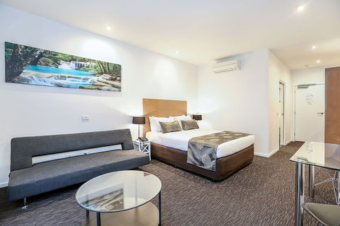 Belmercer Motel - Queensland Tourism 5