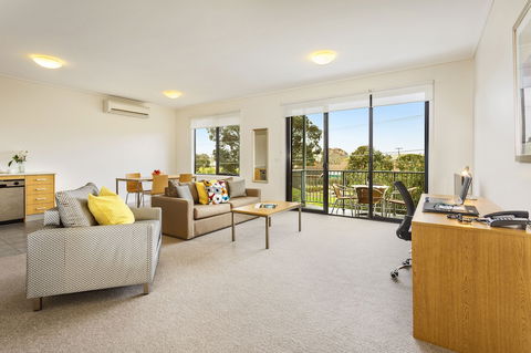 Quest Frankston - Queensland Tourism 3
