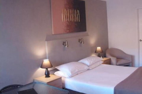 Bella Villa Motor Inn - QLD Tourism 6