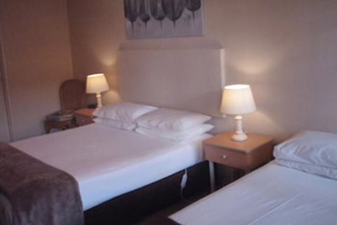 Bella Villa Motor Inn - QLD Tourism 7