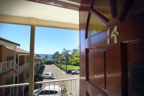 Twofold Bay Motor Inn - QLD Tourism 0