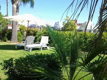Country Leisure Motor Inn - Queensland Tourism 1