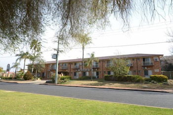 Tallarook Motor Inn - Queensland Tourism 2