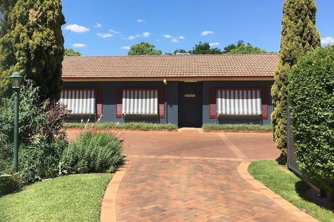Country Apartments - Queensland Tourism 1
