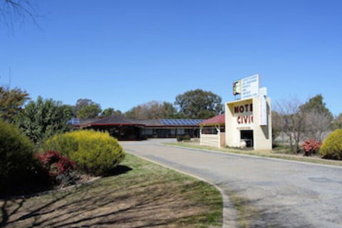Civic Motor Inn - QLD Tourism 0
