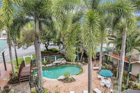 Koala Court Holiday Apartments - QLD Tourism 5