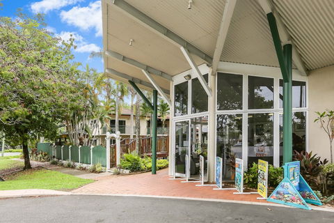 Koala Court Holiday Apartments - QLD Tourism 0