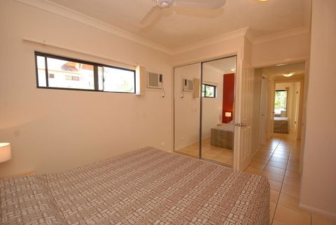 City Plaza Apartments - QLD Tourism 6