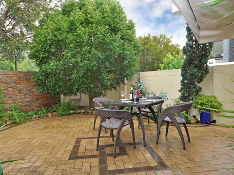 Park Vista Executive Townhouses - QLD Tourism 1
