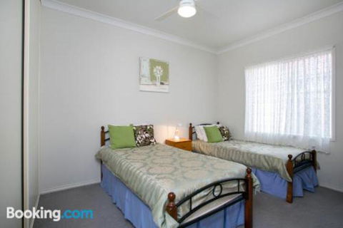 All Seasons Port Elliot Holiday House - Queensland Tourism 1