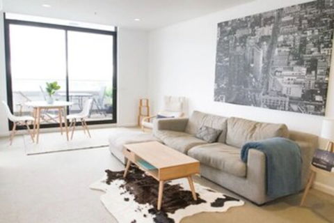 Modern 2 Bedroom Apartment In Melbournes Northcote - Queensland Tourism 1