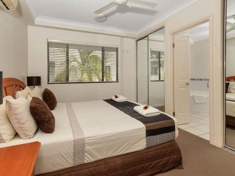 Oceansprey On The Beach - QLD Tourism 4