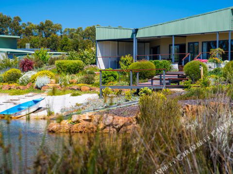 Charlie Bravo Villa Margaret River - Queensland Tourism 0