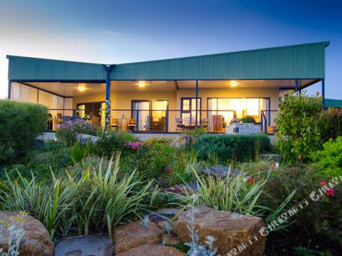 Charlie Bravo Villa Margaret River - Queensland Tourism 2