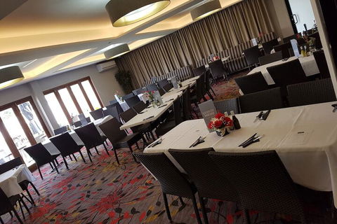 Windsor Hotel Dalby - QLD Tourism 6