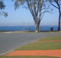 Immaculate First Floor Waterfront Unit Welsby Pde Bongaree - Queensland Tourism