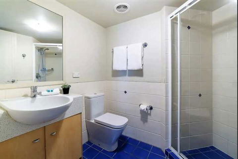 Gold Coast Apartment At Sandcastles On Broadwater - QLD Tourism 4
