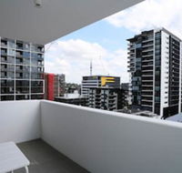Chic Brisbane Living - Queensland Tourism