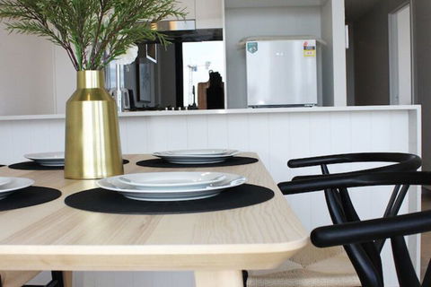 Modern Apartment In Brisbane - Queensland Tourism 7