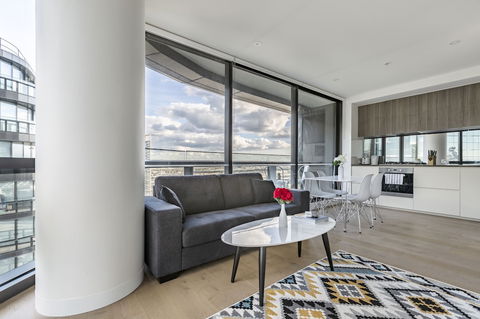 STAY&CO Serviced Apartments Docklands Collins - Queensland Tourism 5