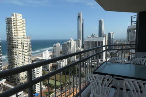2 And 3 Bedroom Apartments Within Crown Towers - Queensland Tourism 1