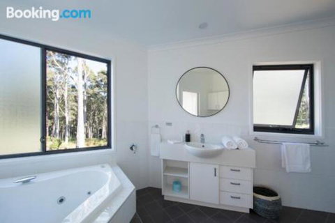 Interludes By Willinga Park - QLD Tourism 5