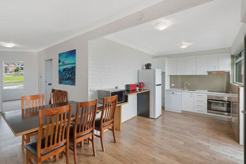 Whalevue Unit 2 - Queensland Tourism 1