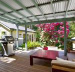 Stonewall Cottage for two with Fireplace - Queensland Tourism