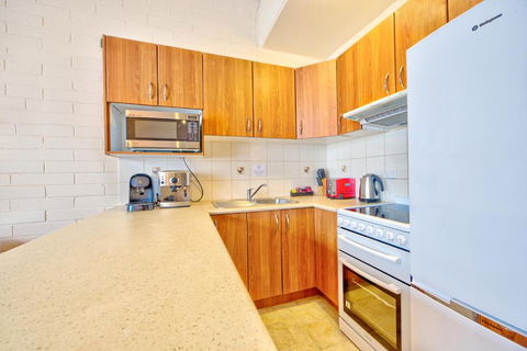 Snow Ski Apartments 16 - Queensland Tourism 3