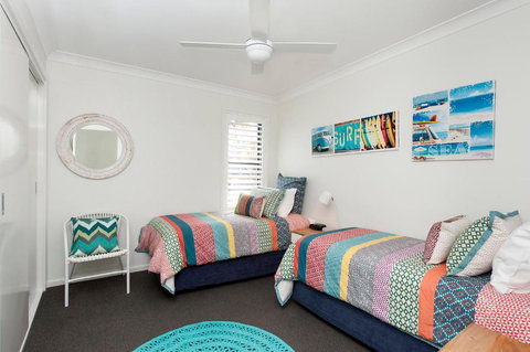 Mollymook Beachfront Penthouse 9 - QLD Tourism 1