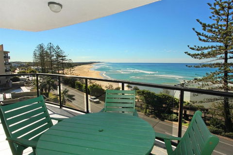 Unit 8 Phoenix Apartments 1736 David Low Way Coolum Beach LINEN INCLUDED 500 BOND - Queensland Tourism 3