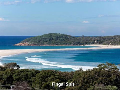 Barefoot 7 / 44 Marine Drive Fabulous Fingal Bay - Queensland Tourism 5