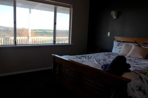 A Better Life Animal Sanctuary FarmStay Private Two Bedrooms Lounge Room & Bathroom & Toilet Shared Kitchen - QLD Tourism 4