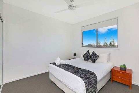 Northshor-Ultimate Beach House - Queensland Tourism 3