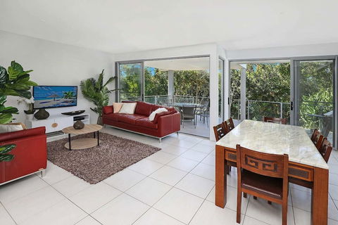 Northshor-Ultimate Beach House - Queensland Tourism 2