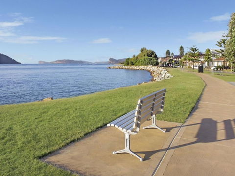 Hinterland Luxury 1 Bedroom Hinterland View Apt - QLD Tourism 2