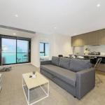 A Modern & Central Apt With Beautiful City Views - QLD Tourism 0