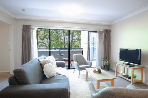 A Comfy 2BR Home Top Location FREE Parking - QLD Tourism 4
