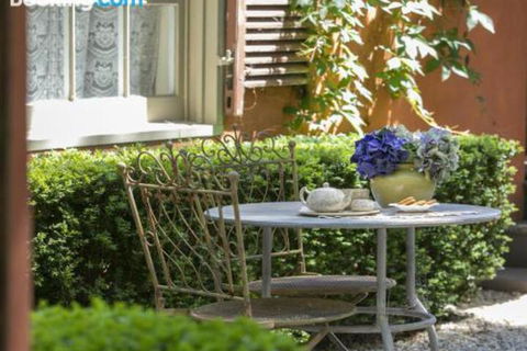 Saint Eloi Le Jardin - Queensland Tourism 4