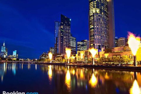 Homely Albert Park Suite Next To Grand Prix Circuit - QLD Tourism 4
