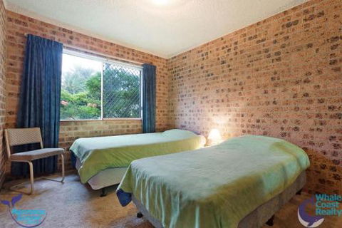 Sapphire Waters Unit 2 - QLD Tourism 2