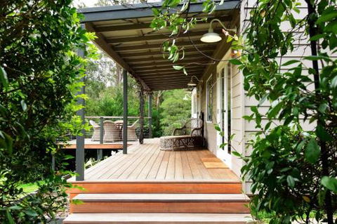 Maple Cottage - Queensland Tourism 5